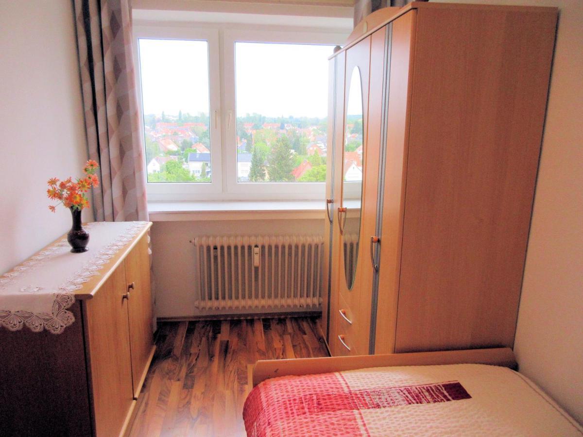 Private Apartment Near Fair Ground Ганновер Экстерьер фото